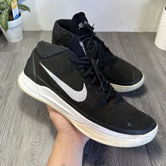 kobe ad mid black white